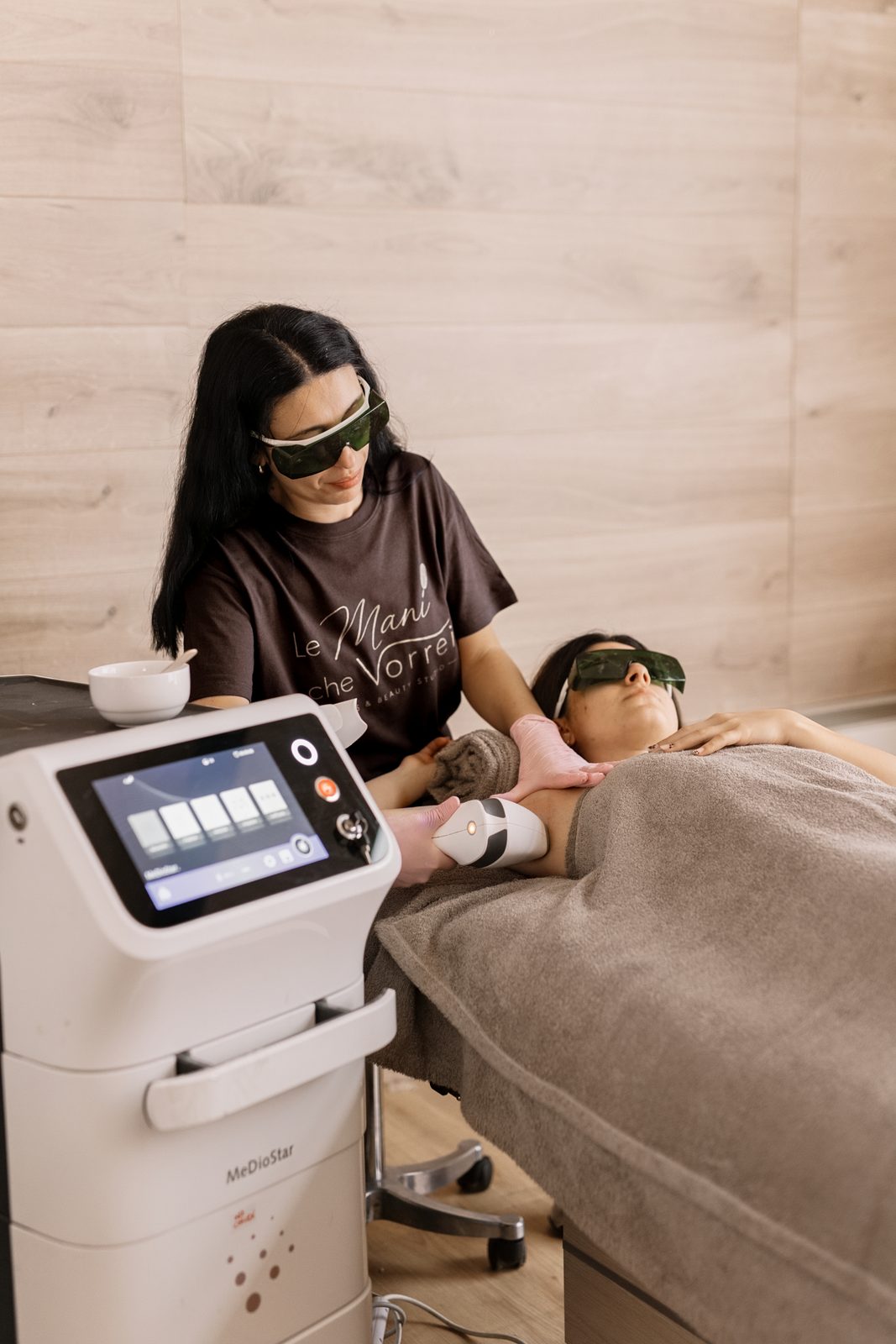 Seduta di epilazione laser in centro